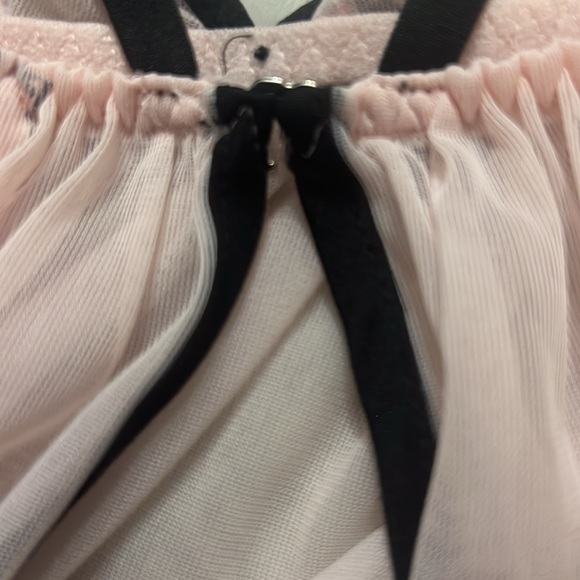 Victoria’s Secret Lingerie Slip - Picture 11 of 11